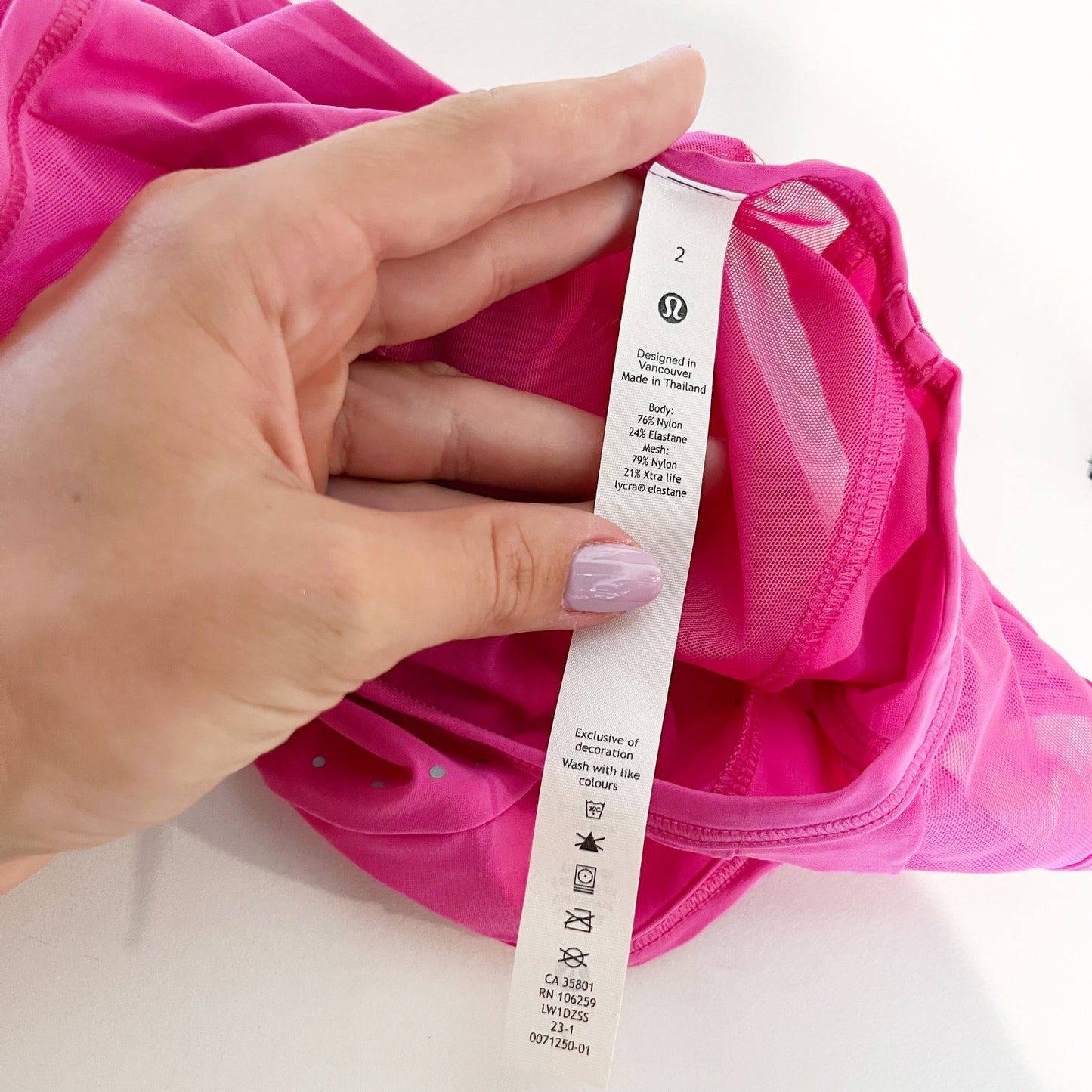 Lululemon Athletica Sculpt Mesh Panel Crop Tank Top w/ Reflective Sonic Pink 2