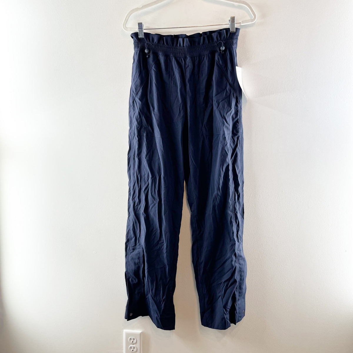 Athleta Trekkie High Rise Parachute Wide Leg Track Pants Navy Blue 4