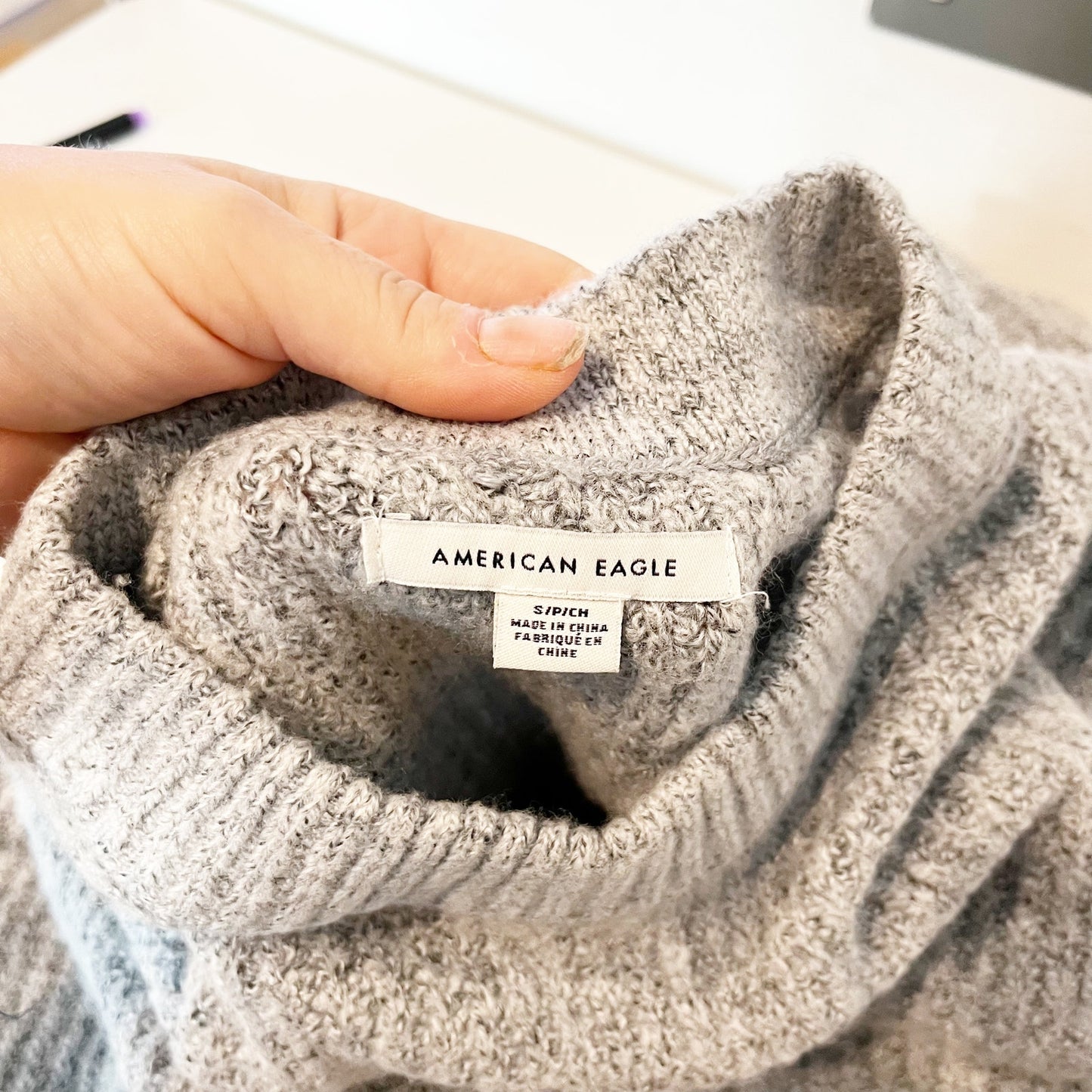 American Eagle Crewneck Ribbed Soft Long Sleeve Sweater Gray Small