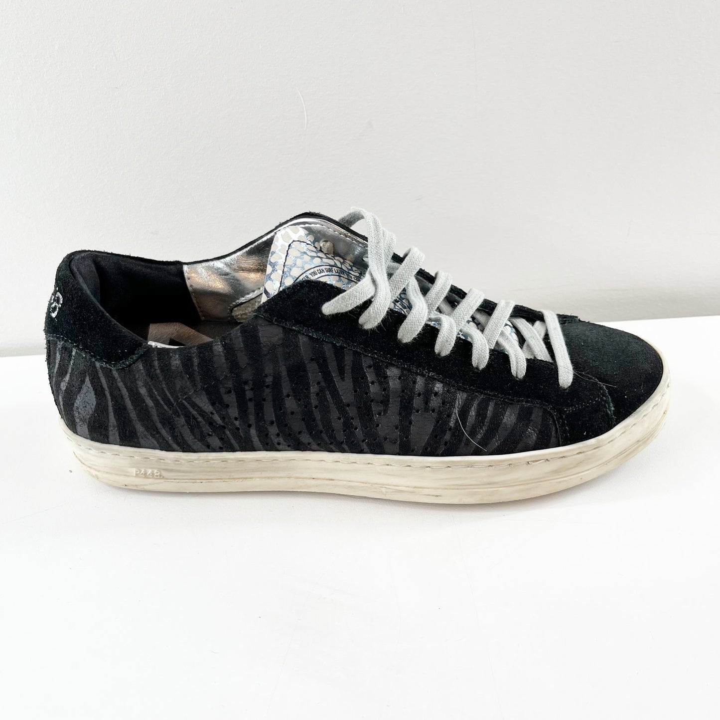 P448 John Low Top Lace Up Zebra Print Shoes Sneakers Black 7