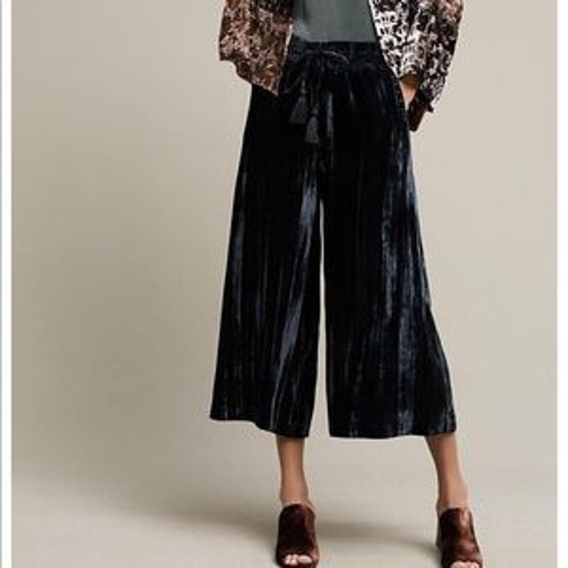 Hei Hei by Anthropologie Crushed Velvet Cropped Wide Leg Pants Dark Blue Small
