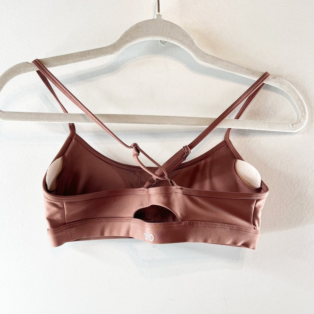 Alo Airlift Intrigue Sports Bra Chestnut Brown Small