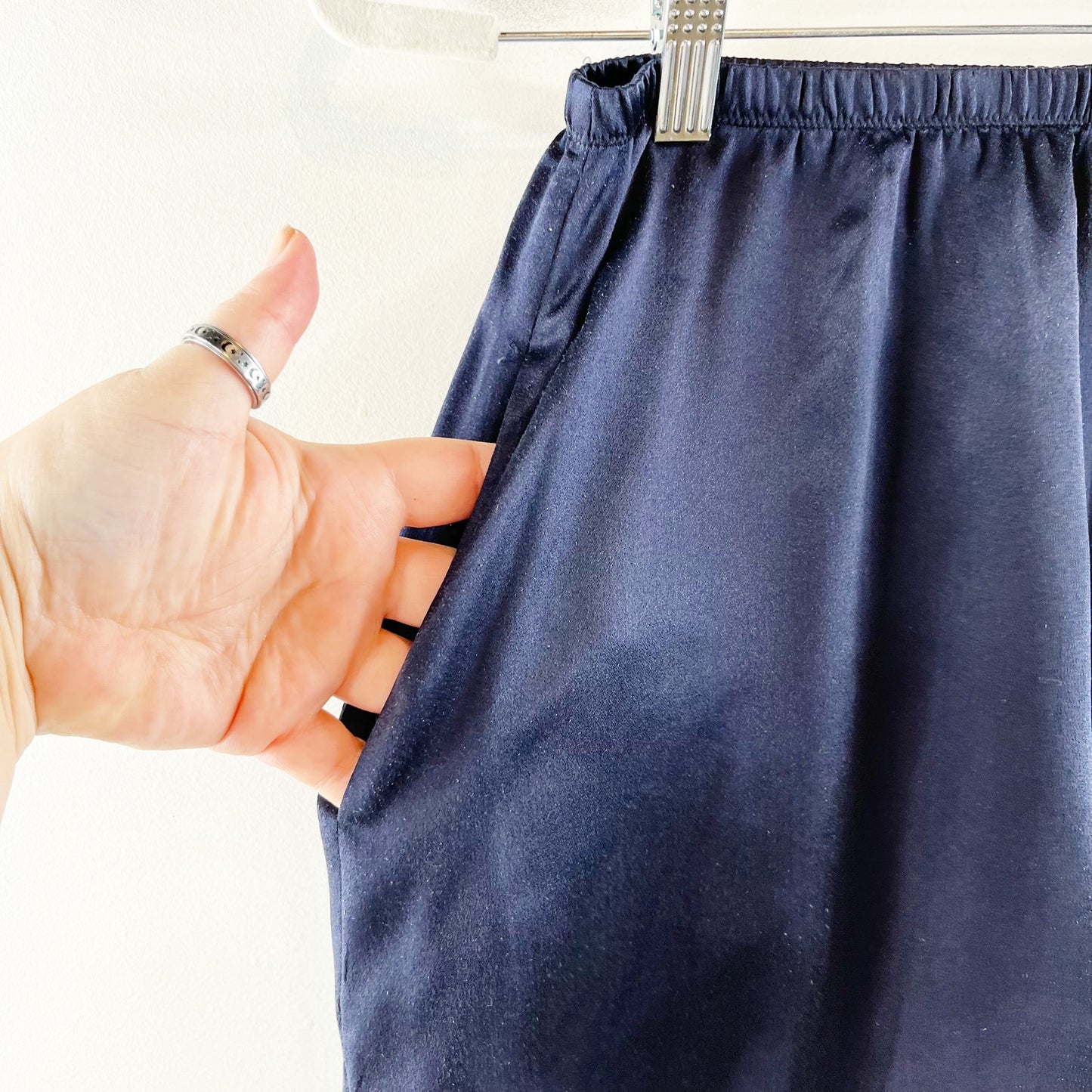 Vince Satin Pull On Elastic Silk Lined Mini Skirt Coastal Navy Blue XS