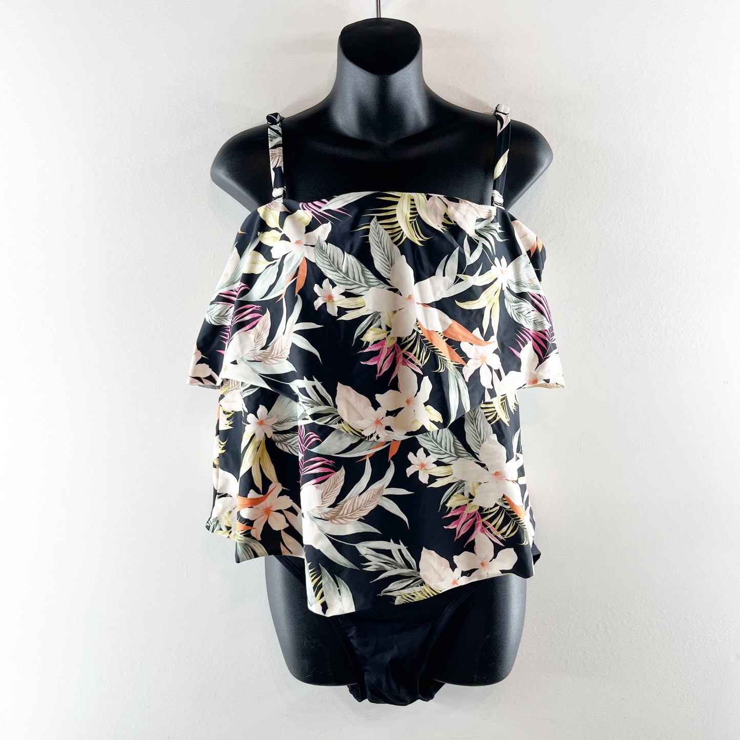 Kona Sol Ruffle Tankini Floral Tropical Print Two Piece Swimsuit Black XL