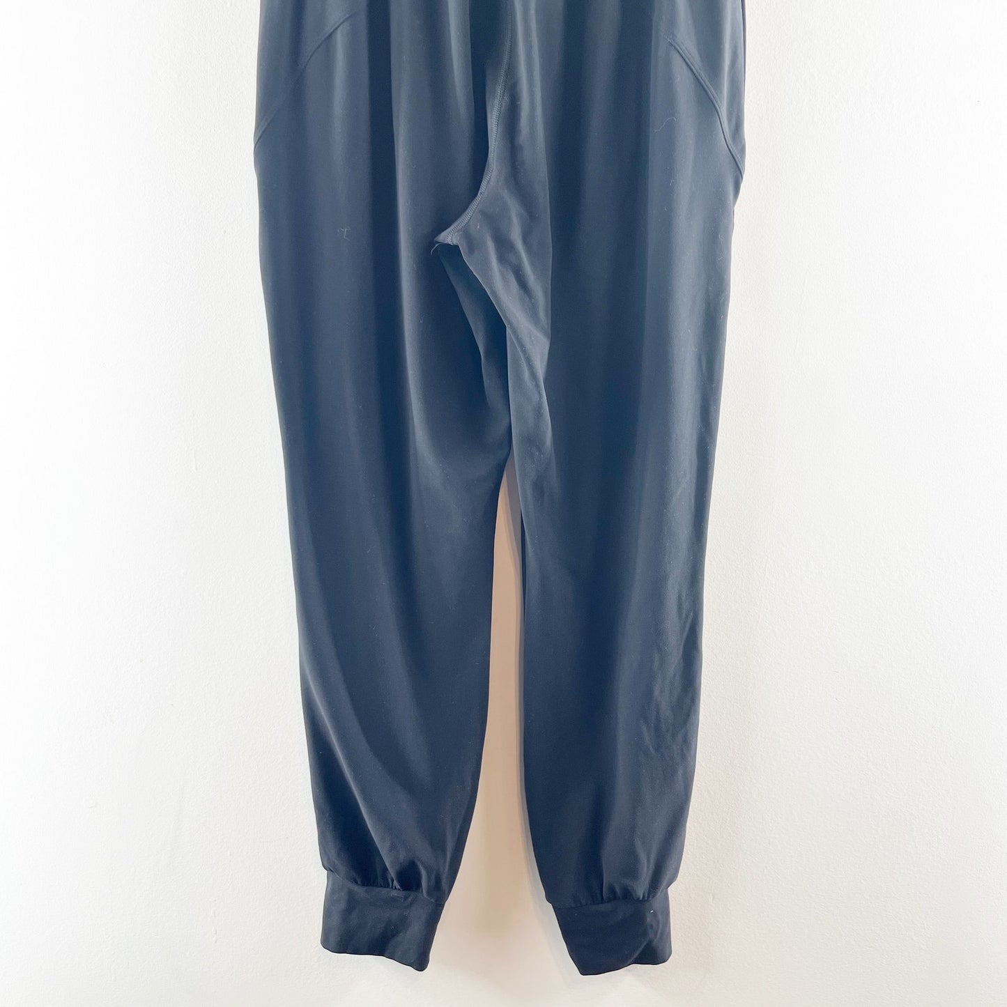 Athleta High Rise Salutation Jogger Pants Leggings Black Medium