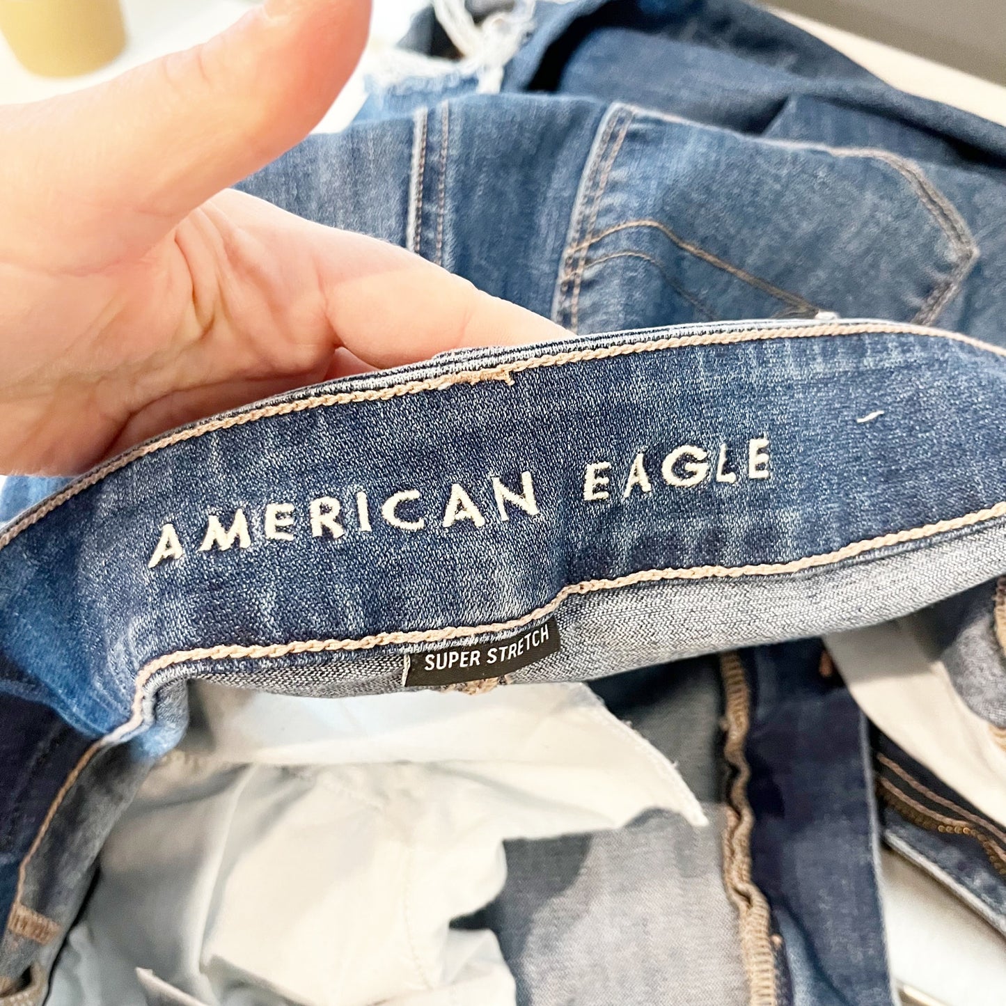 American Eagle High Rise Artist Flare Chewed Hem Jeans Blue 12