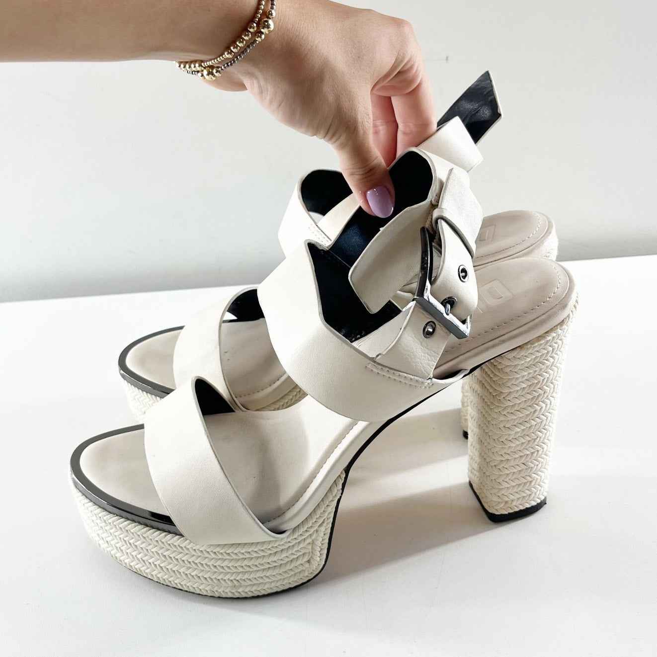 DKNY Everyday Block Heel Yadira-Platform Slingback Sandals Egg Nog 8.5