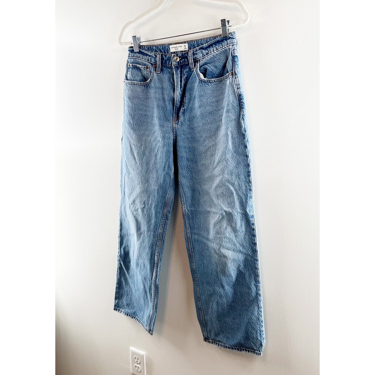 Abercrombie & Fitch High Waisted Denim Loose Jeans Blue 28 / 6 Petite