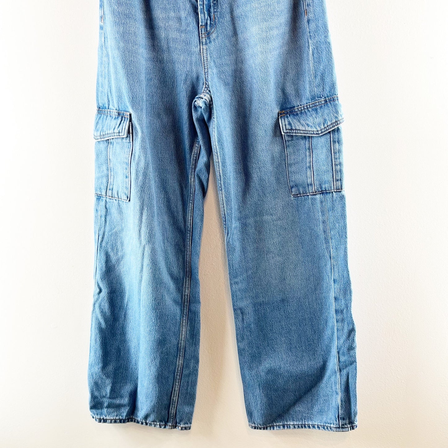 Old Navy Extra High Rise Sky Hi Wide Leg Cargo Jeans Blue 6