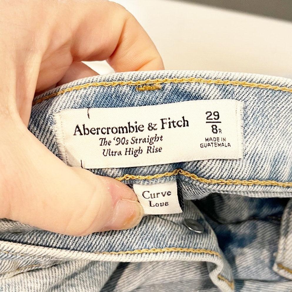 Abercrombie & Fitch 90s Straight Ultra Hi Rise Distressed Jeans Light Blue 29