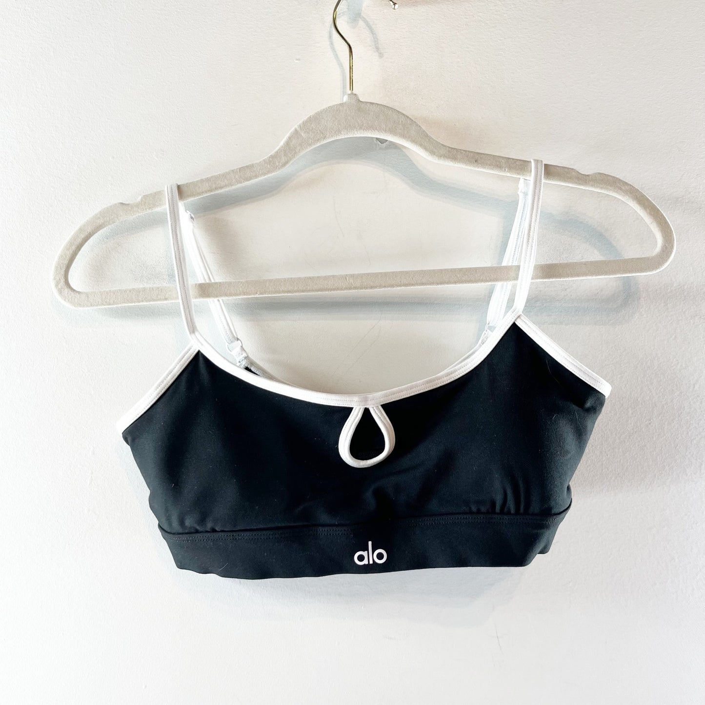 Alo Airbrush Race Pace Sports Bra with Keyhole Cutout Black White Small