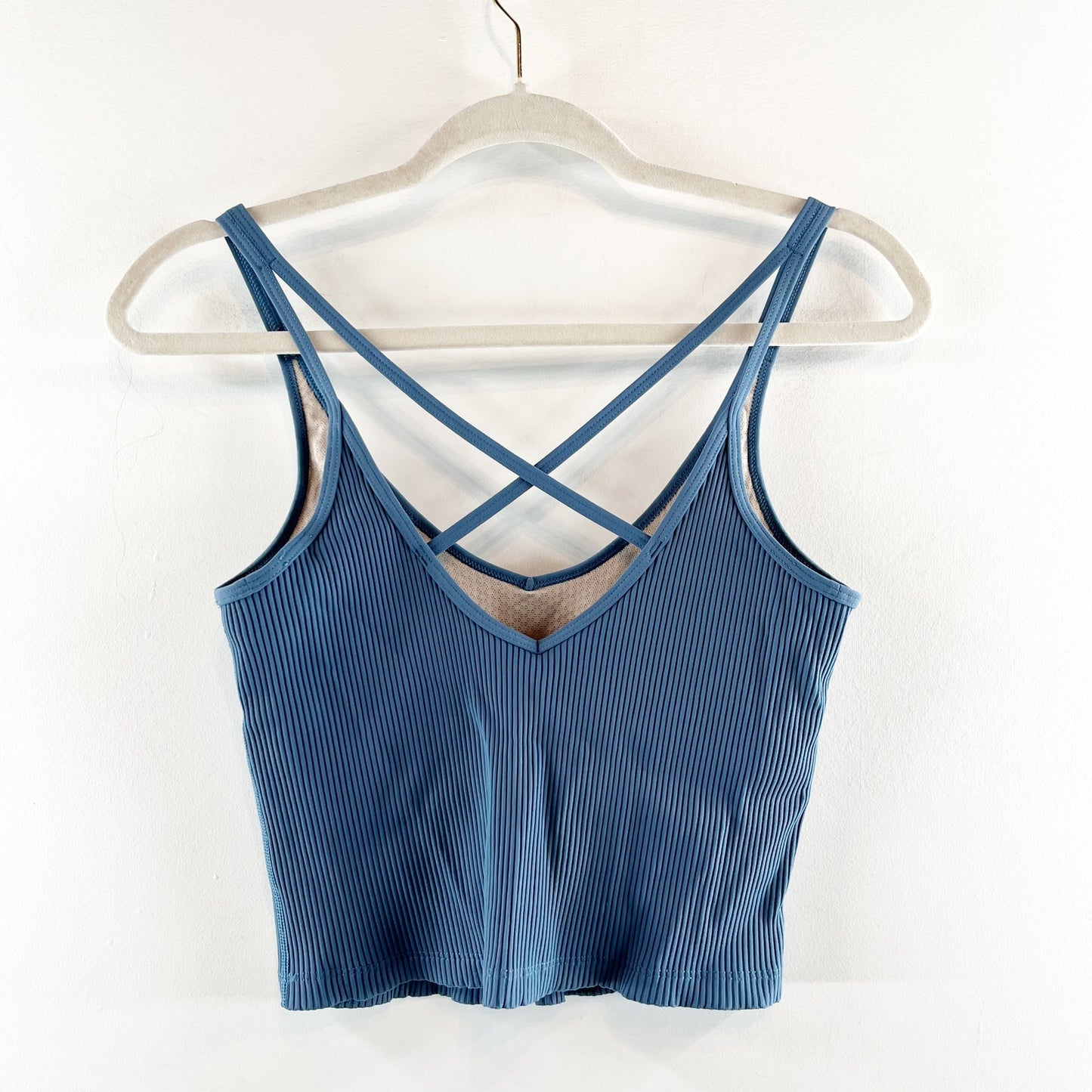 Vuori Rib Cropped Tank Top Built in Shelf Bra Strappy Back Pool Blue Small