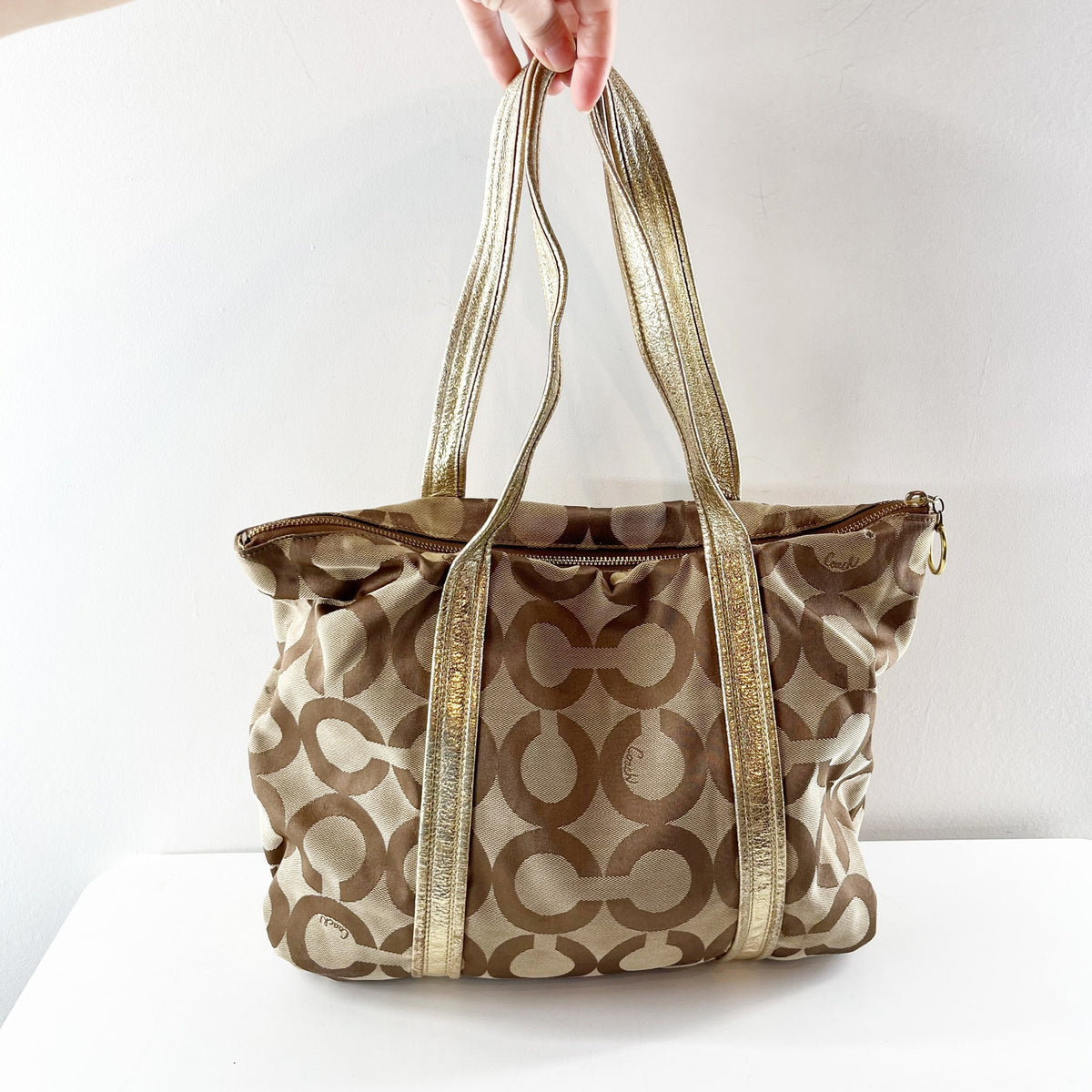 Coach Poppy Signature C Logo Shoulder Tote Bag Purse Brown Gold