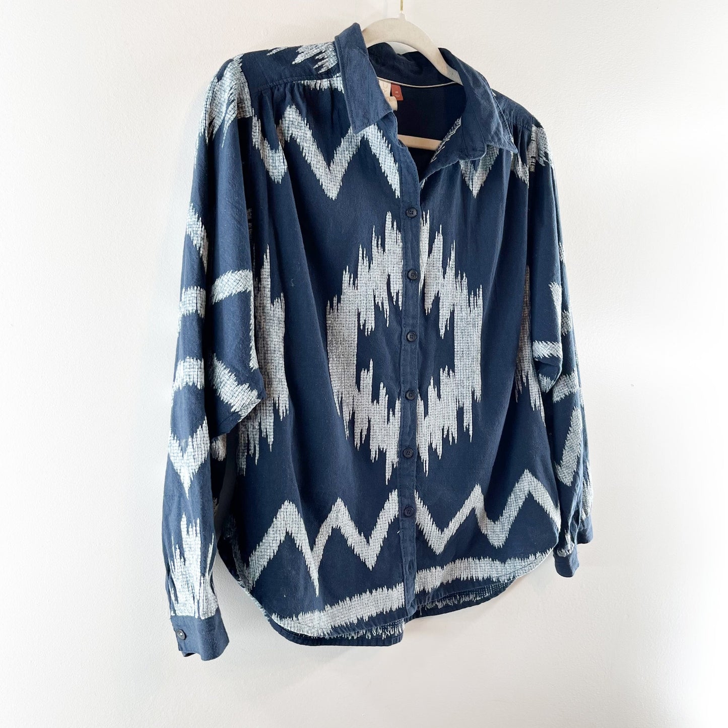 Pilcro by Anthropologie The Romy Long Sleeve Relaxed Button-Down Shirt Navy XS