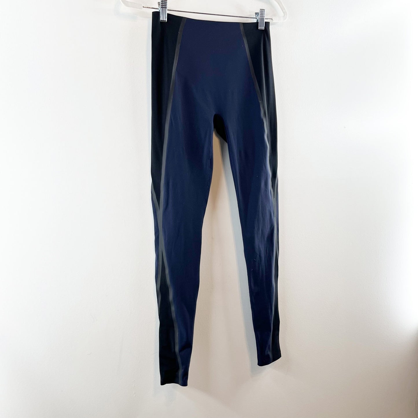 Spanx Exposed Mesh Contouring Colorblock Seamless Leggings Navy Blue Black Small