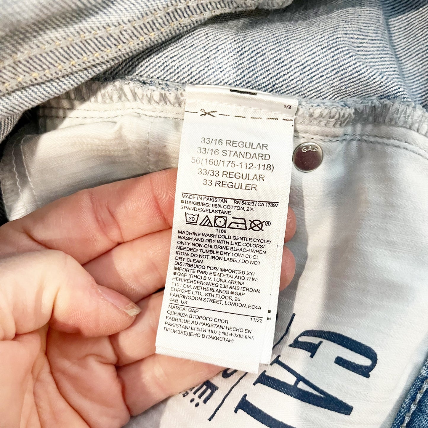 GAP '70s High Rise Distressed Split Hem Flare Jeans Light Wash Blue 33 / 16