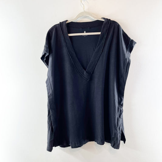 FP Movement V Neck Oversized Short Sleeve Tunic Tee Shirt Top Black Small