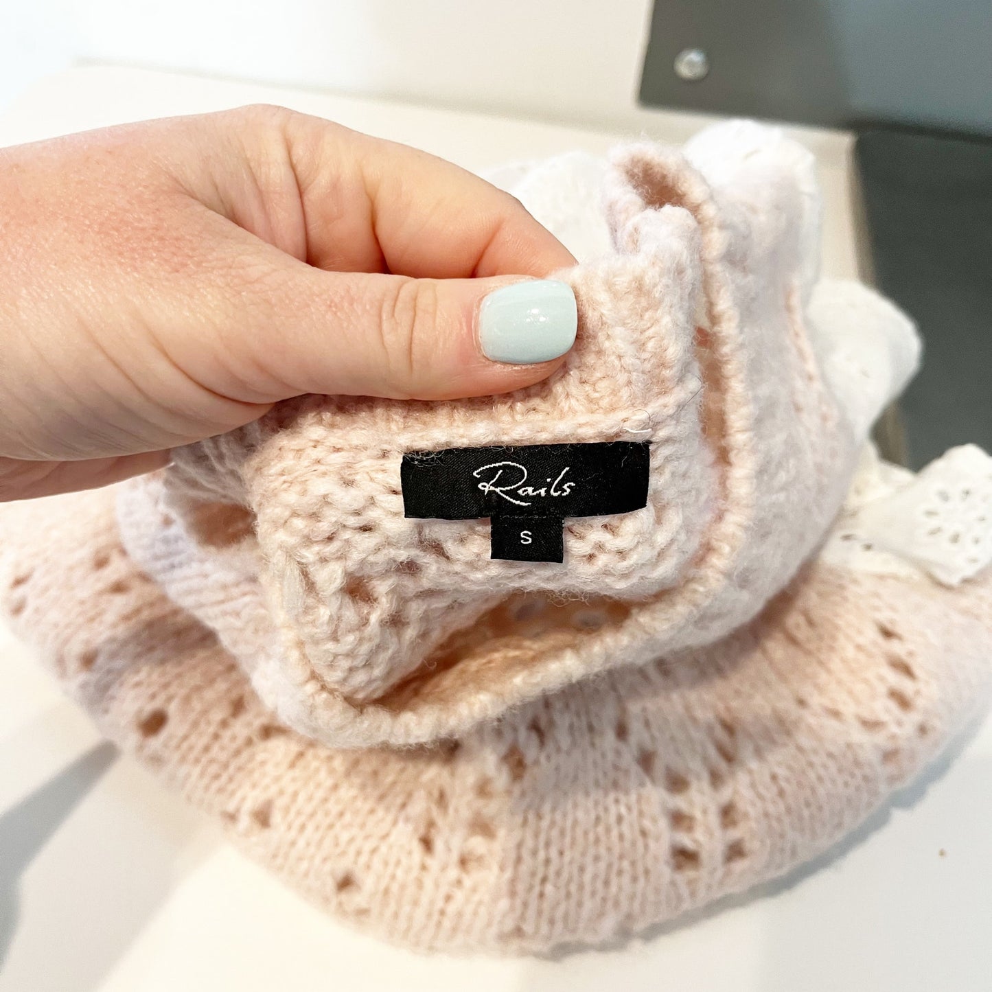 Rails Everly Pointelle Knit Flutter-Sleeve Sweater Maueve Pink Small