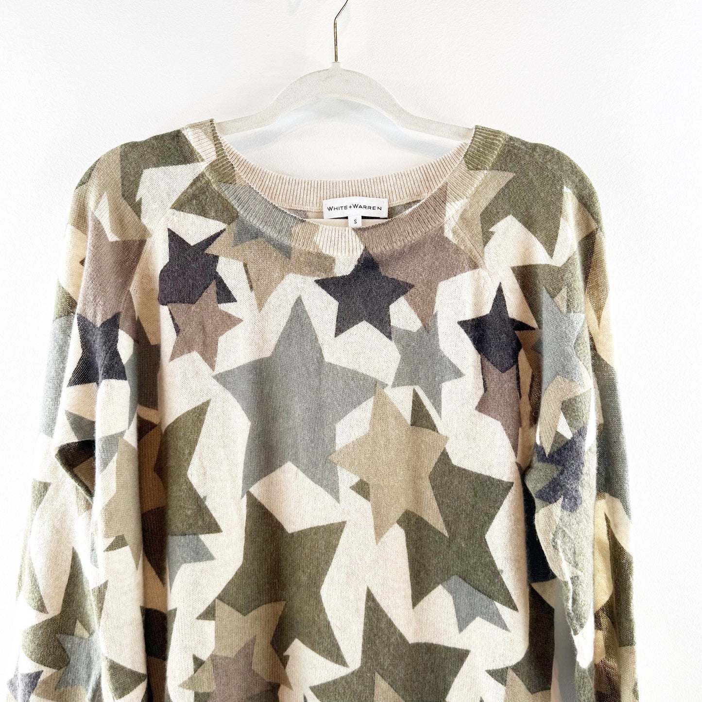 White & Warren Cashmere Star Print Long Sleeve Camo Crewneck Sweater Small Green