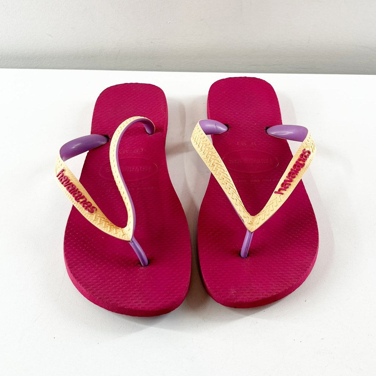 Havaianas Thong Flip Flop Sandals Pink Orange Purple 37 - 38