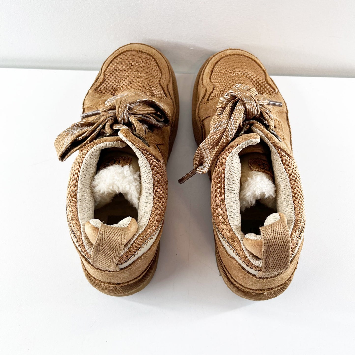 UGG Lowmel Lace Up Sneaker Boot Chestnut Brown Kids 5 / Women's 7