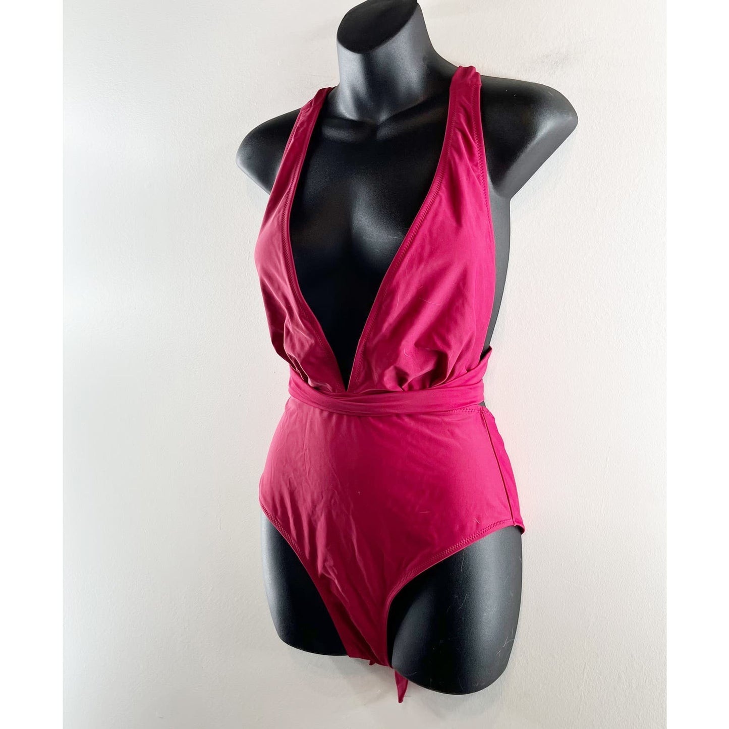 Cupshe Plunge V Neck Tie Strap Bathing Swimsuit Red Berry Medium