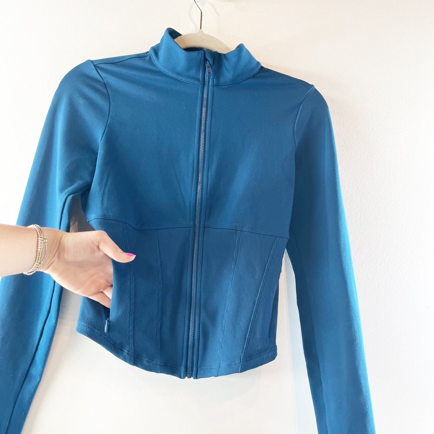 Alo Airbrush Corset Full Zip Long Sleeve Fitted Jacket Eclipse Blue Small