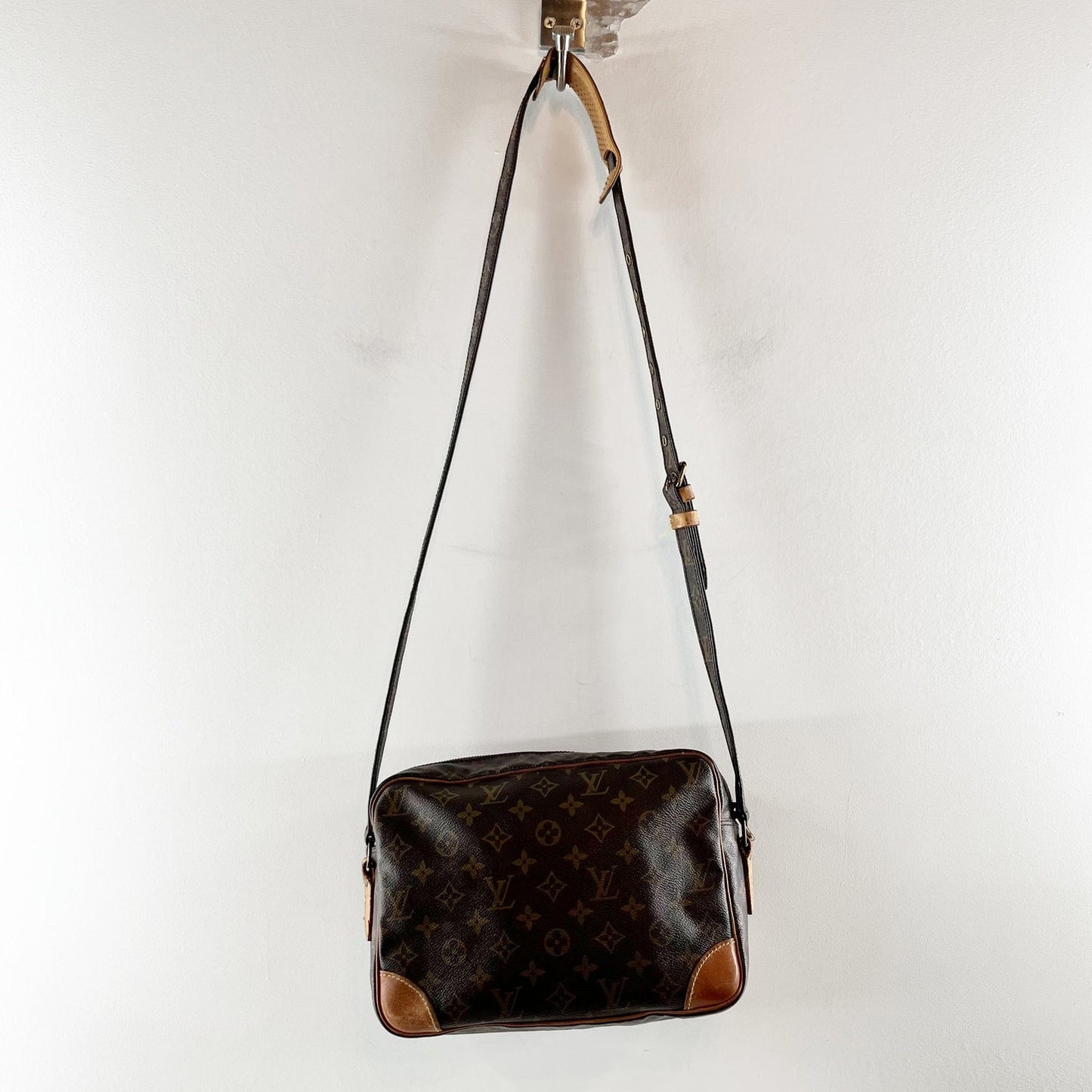 Louis Vuitton Monogram Nile Leather & Canvas Messenger Shoulder Bag Brown