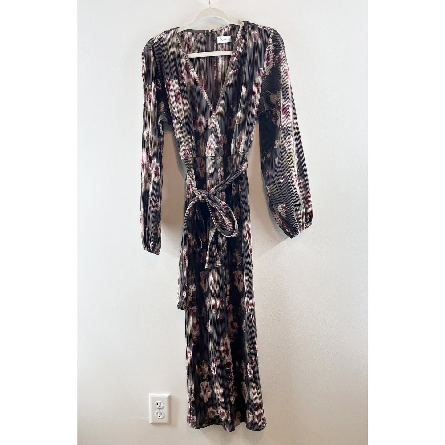 Petal & Pup Solange Floral Long Sleeve Plissé Jumpsuit Steel Gray XL