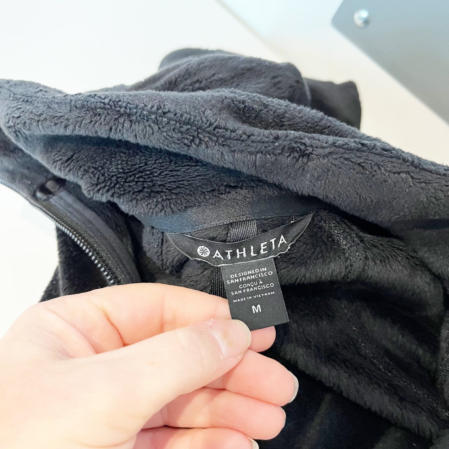 Athleta Recover Stretch Long Sleeve Full Zip Fleece Jacket Black Medium