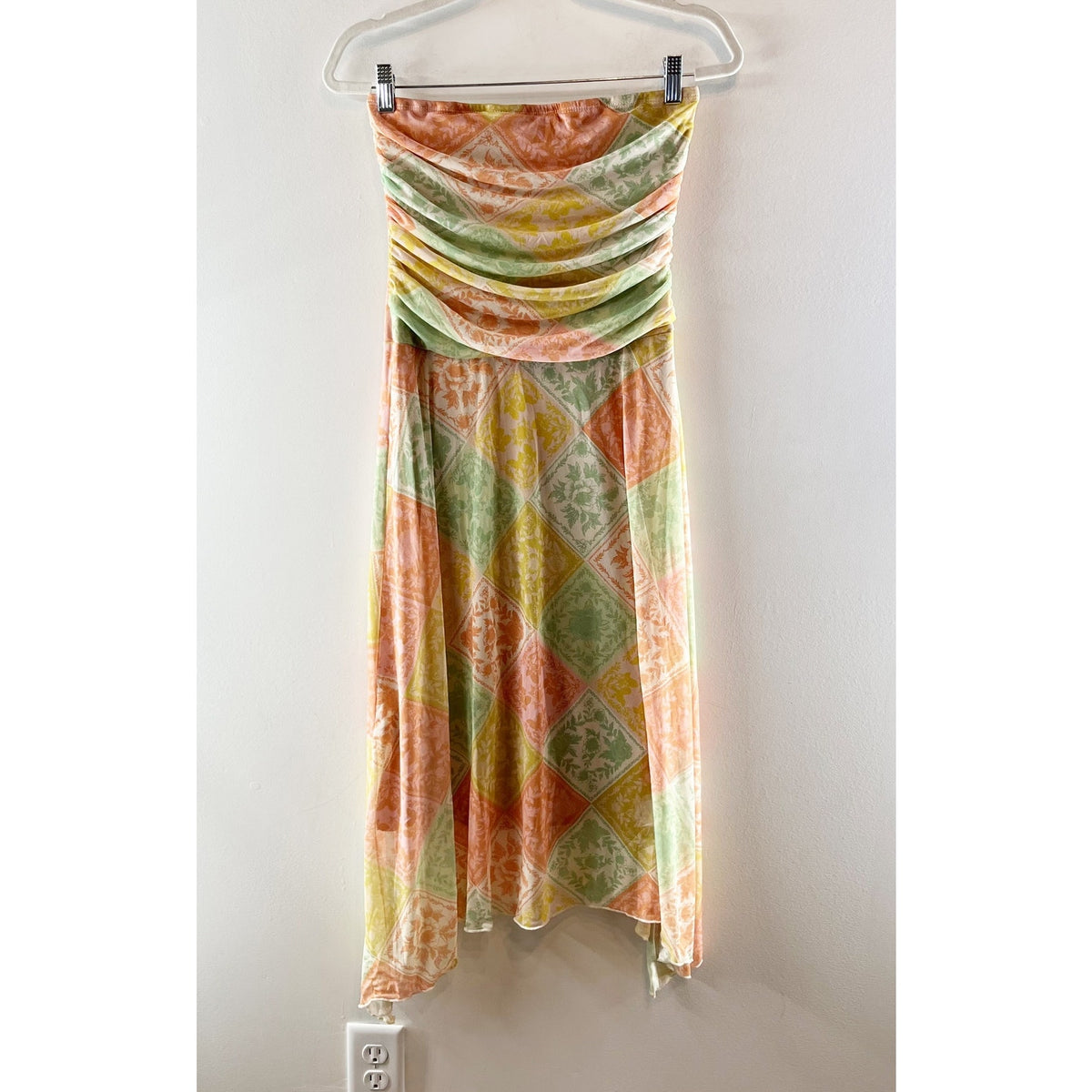 See you Monday Strapless Patchwork Asymmetrical Hem Midi Dress Green Yellow