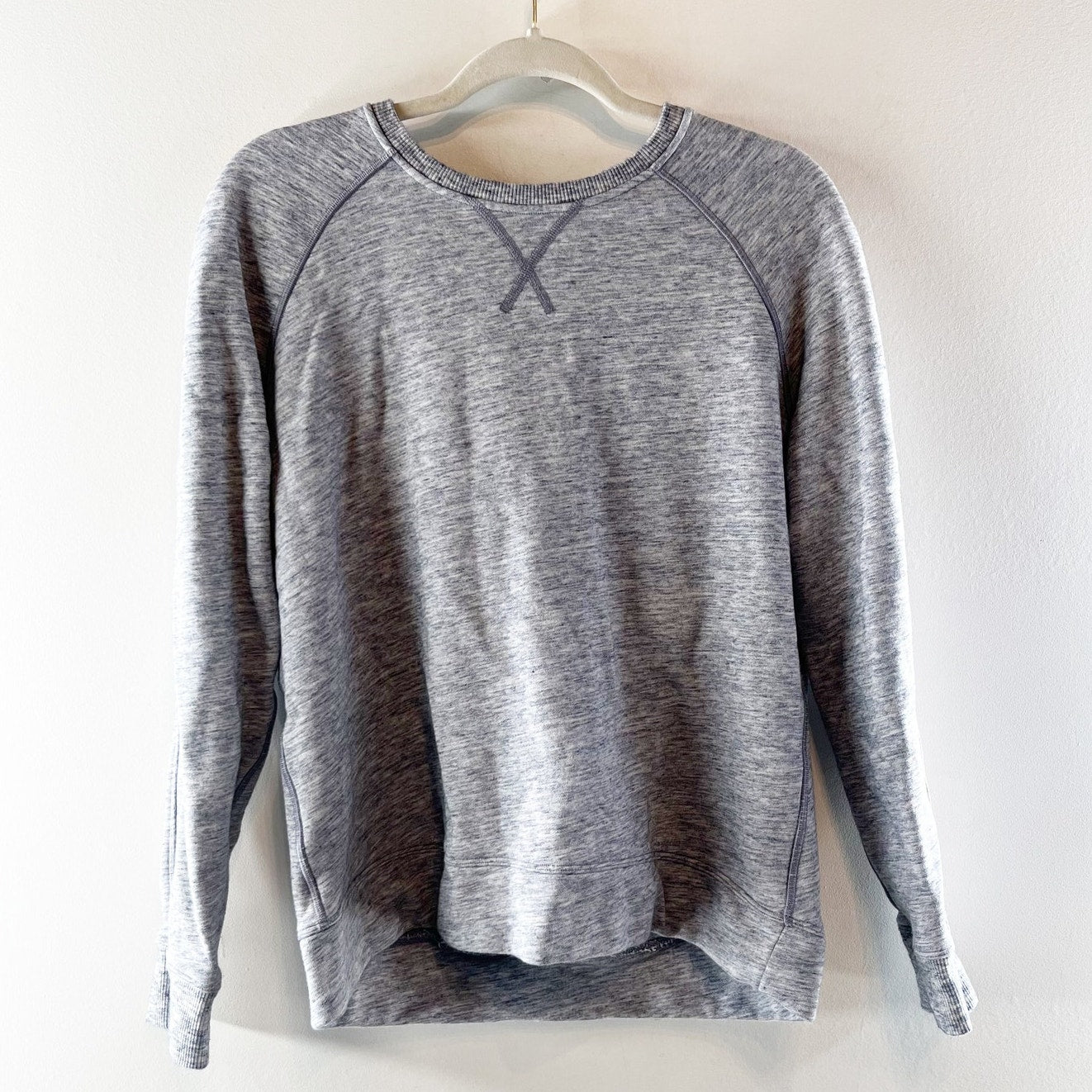 Lululemon Athletica Long Sleeve Crew Neck Pullover Sweatshirt Heathered Gray
