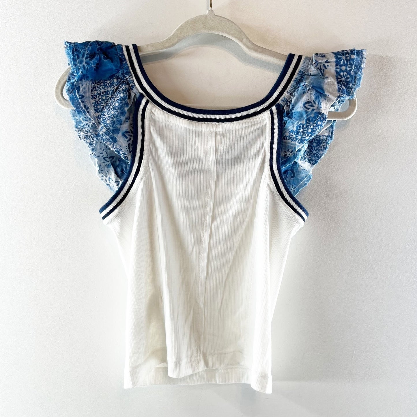 Anthropologie Pilcro Ruffle Shoulder Ribbed Scoopneck Tank Top White Blue Small