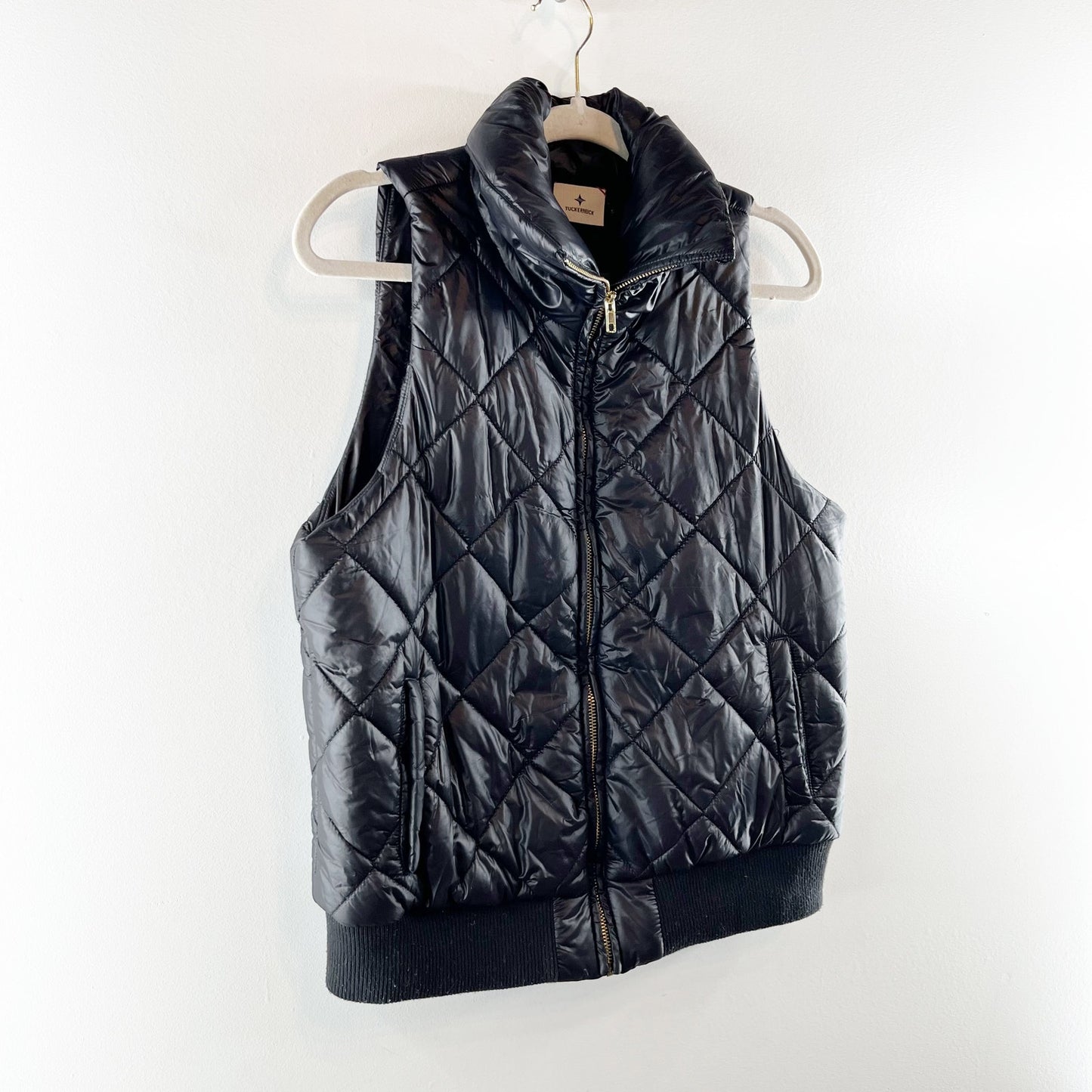 Tuckernuck Jackson Sleeveless Stand Collar Full Zip Quilted Vest Black Small