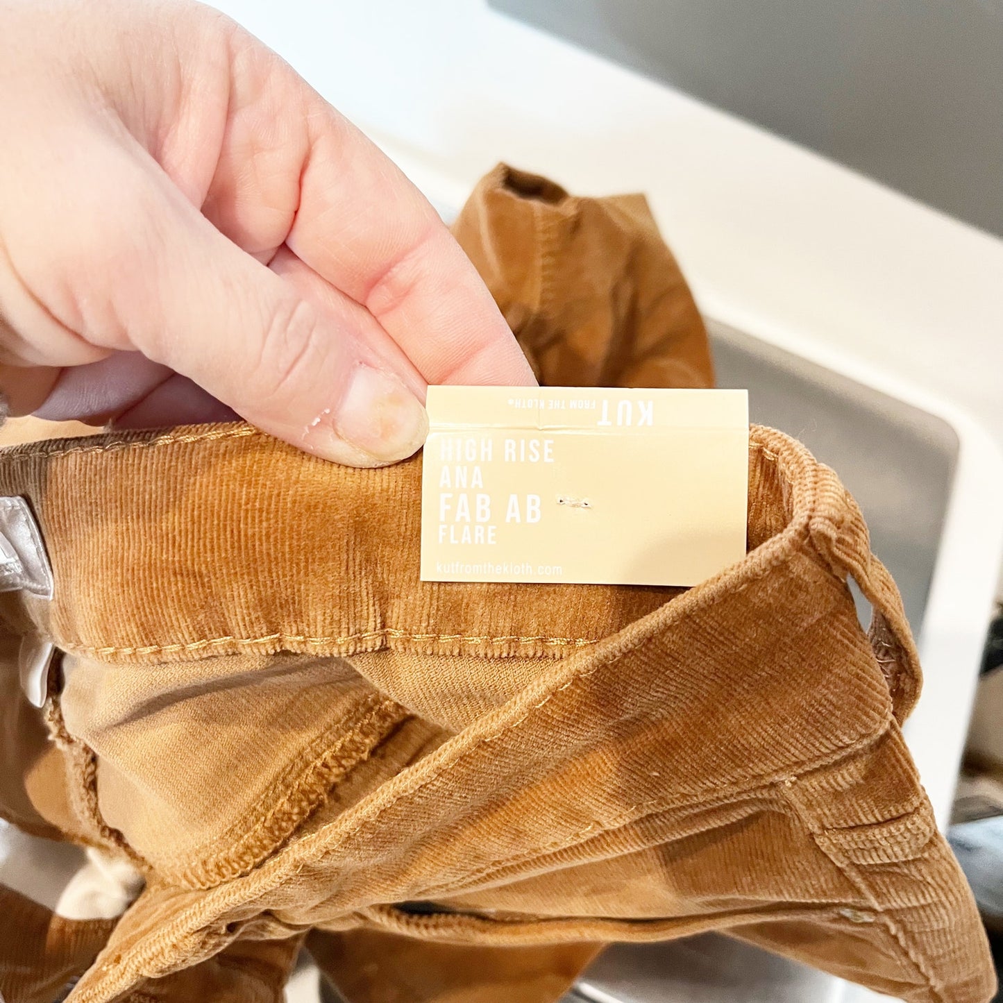Kut From The Kloth Ana High Rise Fab Ab Flare Corduroy Butterscotch Brown 0