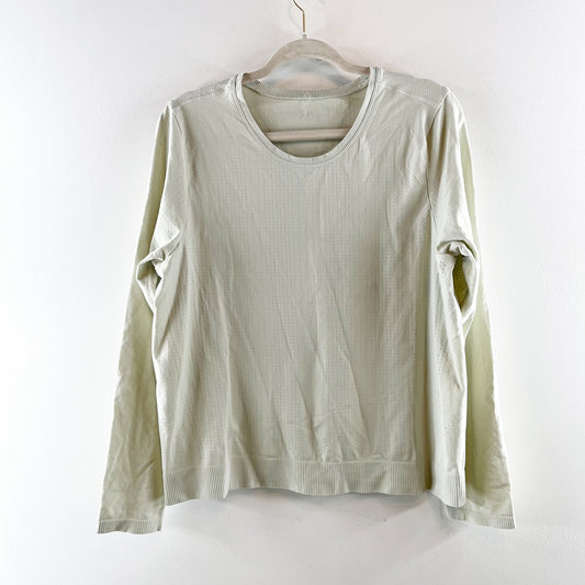 Athleta Momentum Seamless Long Sleeve  Activewear Top Light Green Medium