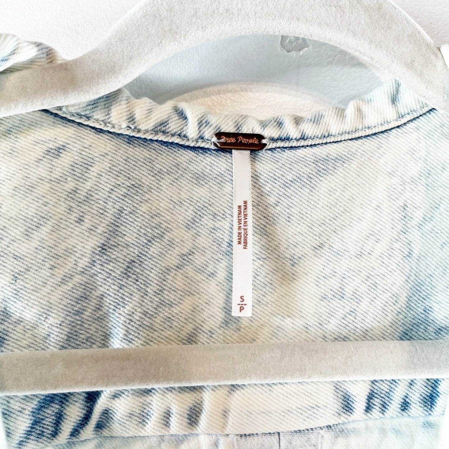 Free People Kate Denim Sleeveless Swing Mini Dress in Blue Icing Sugar Small