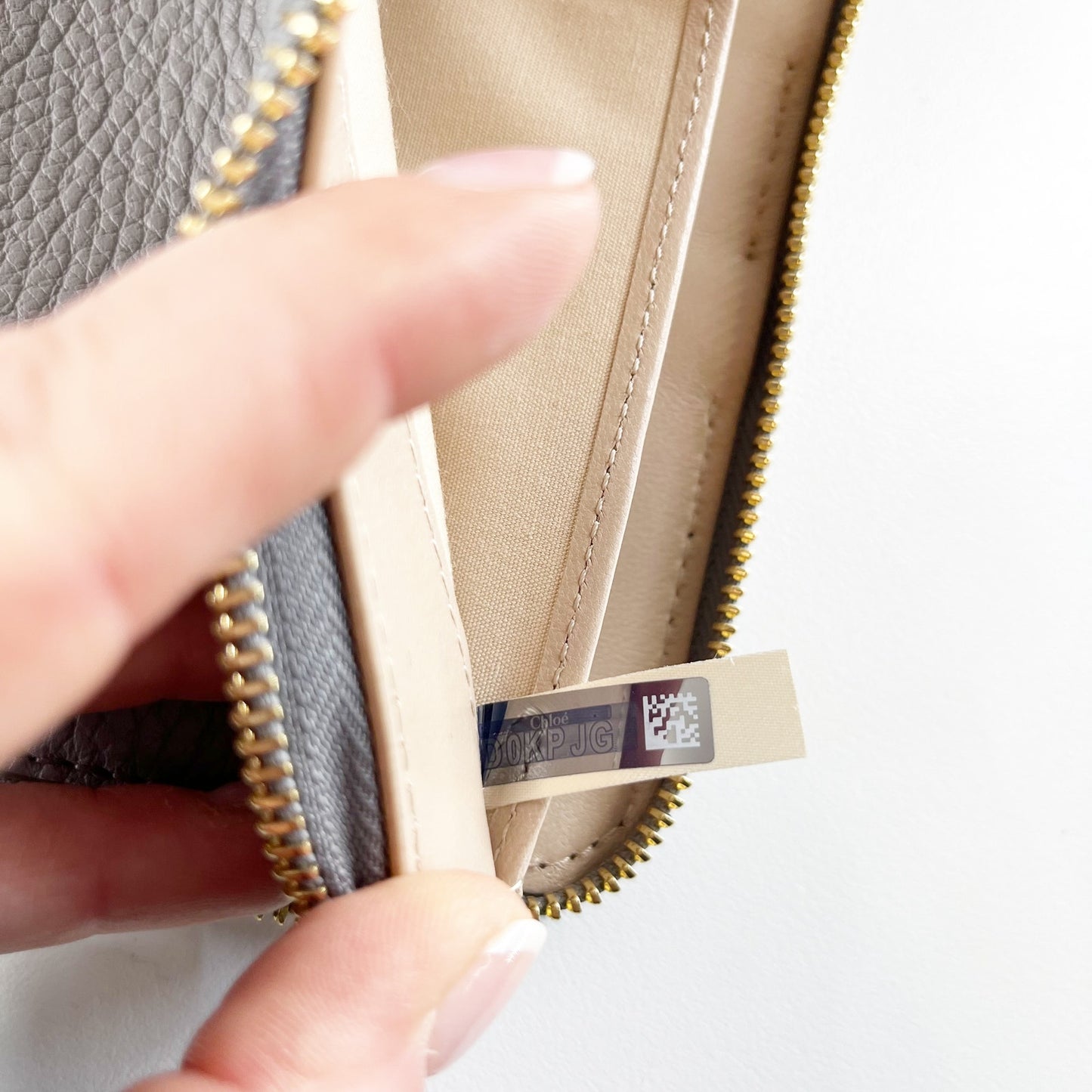 Chloé Marcie Leather Long Zippered Continental Wallet Cashmere Grey