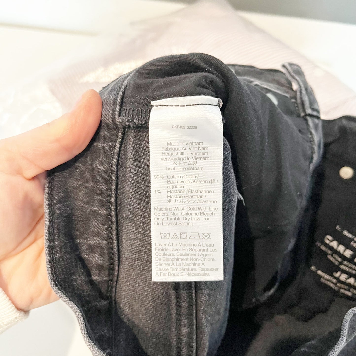 Madewell The Perfect Vintage Jean Cutoff Shorts Lunar Black 24