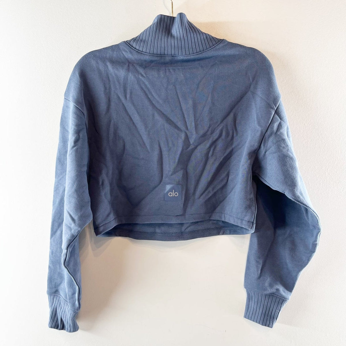 Alo Yoga Ribbed Mock Neck Cropped Serenity Coverup Sweatshirt Bluestone Blue XS