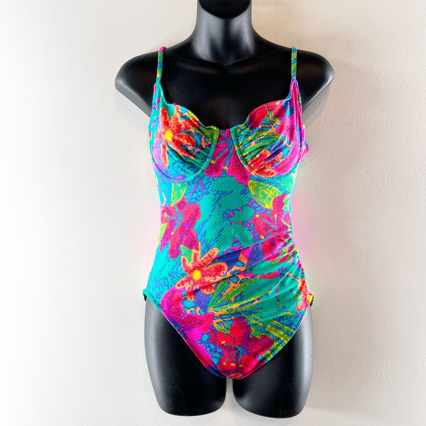 e.Stewart Vintage Floral Underwire One Piece Swimsuit & Sarong Set Blue Pink 10