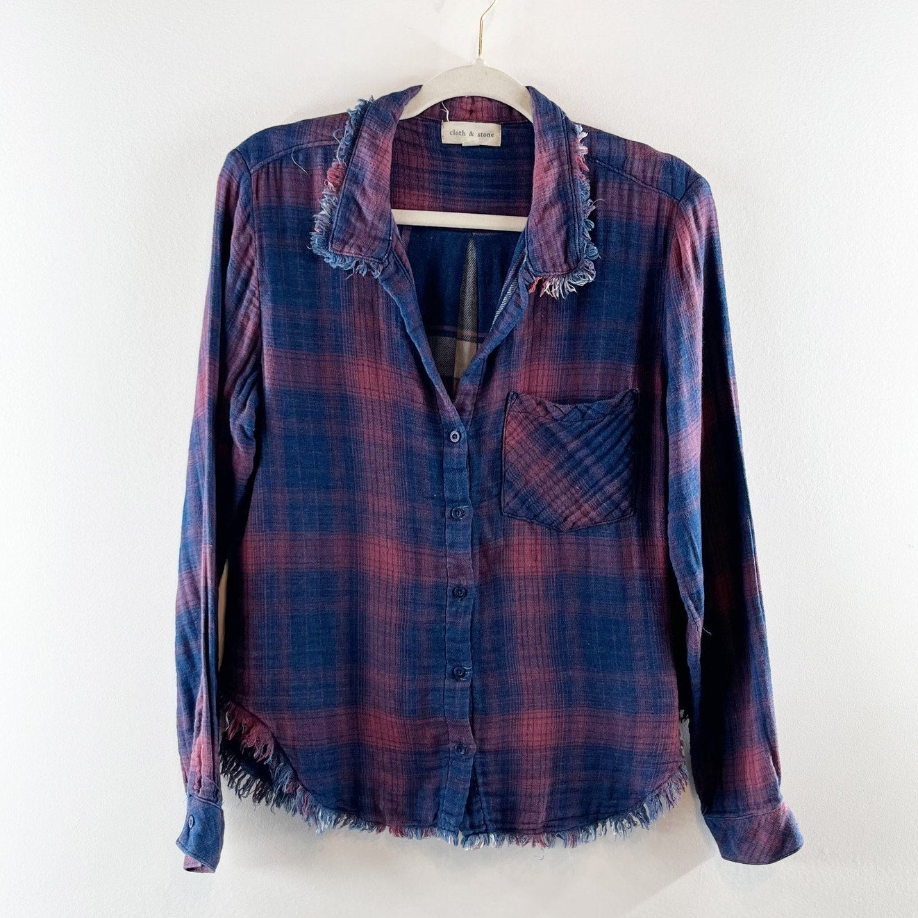 Cloth & Stone Plaid Long Sleeve Frayed Raw Hem Flannel Shirt Blue Red Small