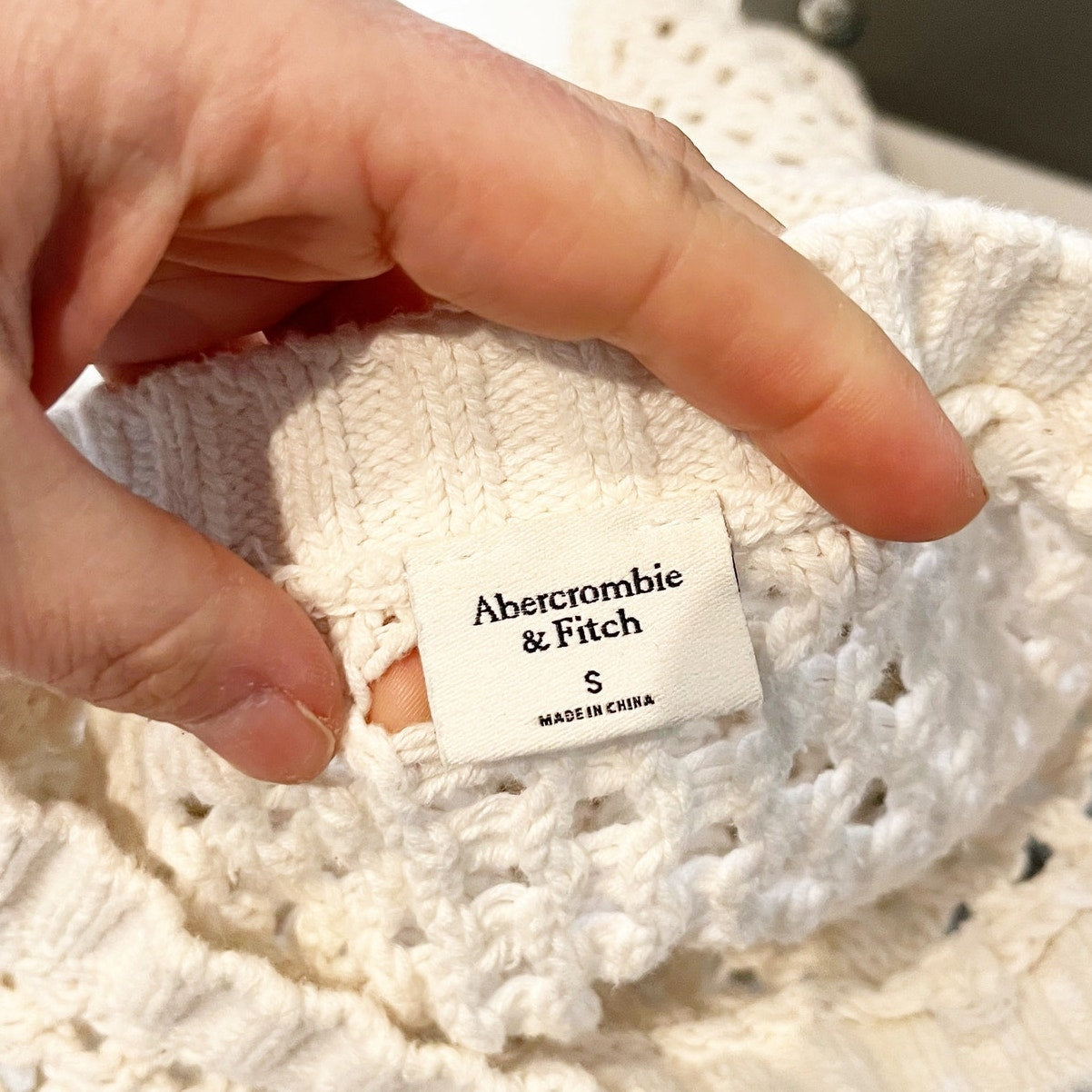 Abercrombie & Fitch Crochet Open Knit Pullover Crewneck Sweater Ivory Small