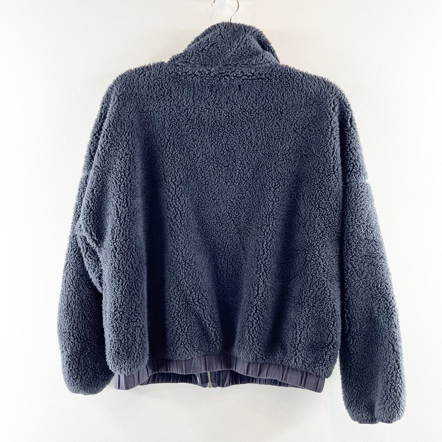 Z Supply Dakota Dropped Shoulder Full Zip Winter Sherpa Jacket Navy Small