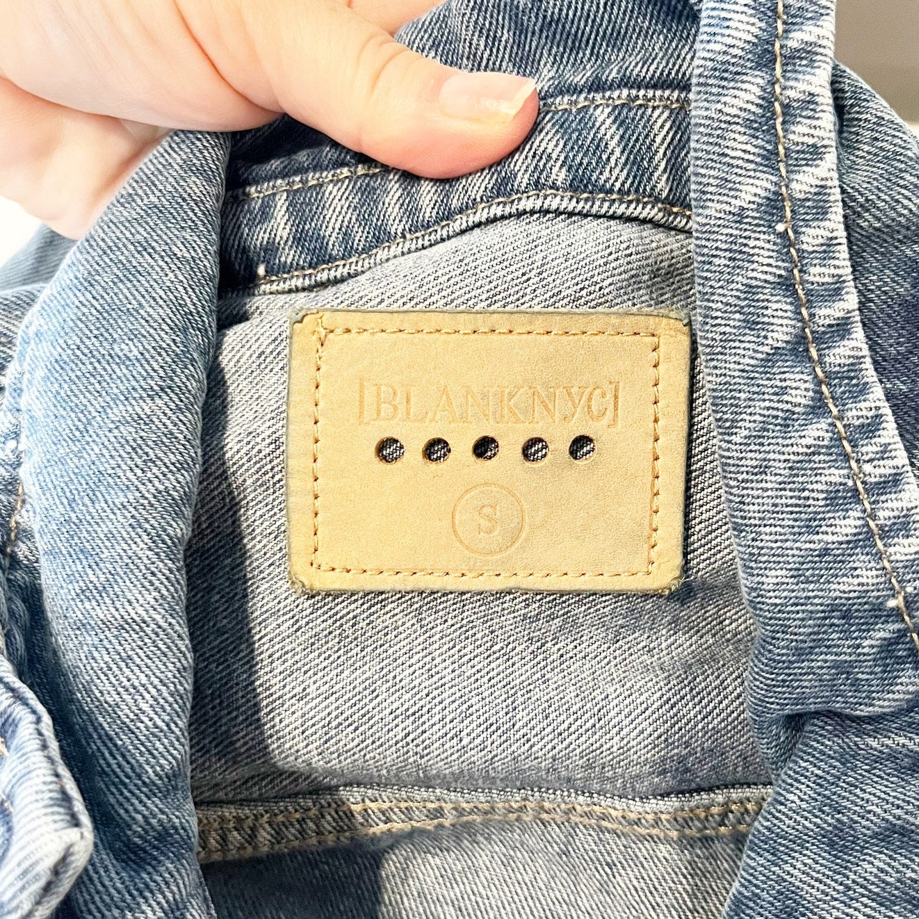 BlankNYC Denim Trucker Jacket Raw Hem Medium Wash Blue Small