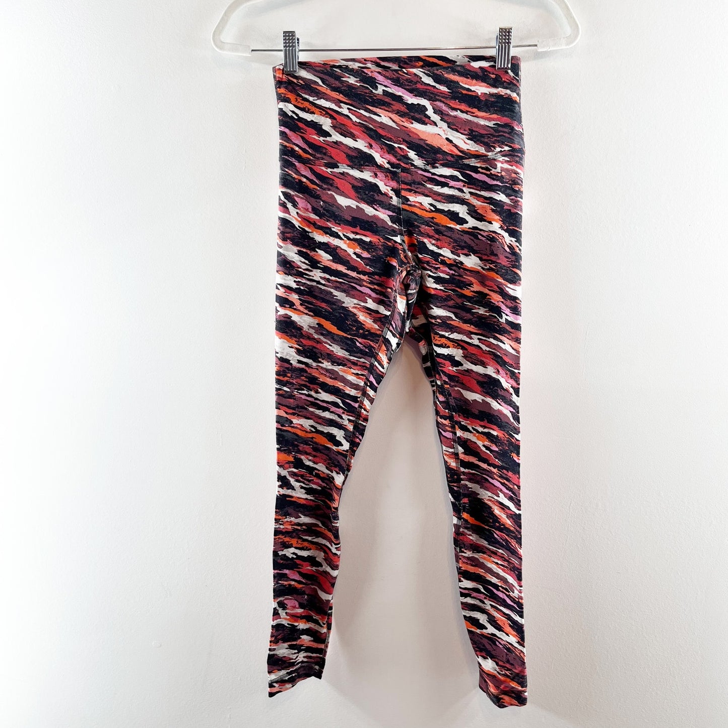 Lululemon Lunar New Year Align High-Rise Pant 25" Tiger Tide Smoky Red Multi 6