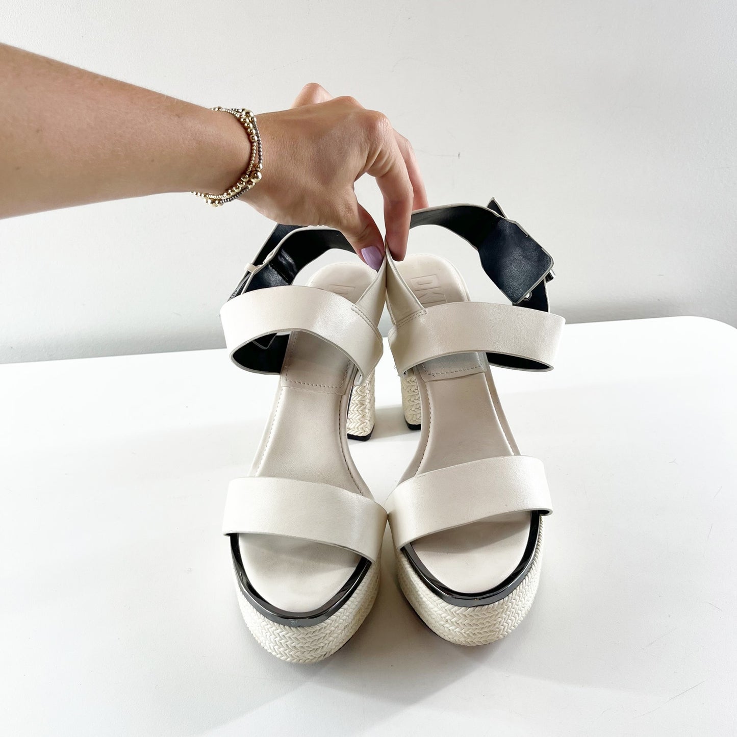 DKNY Everyday Block Heel Yadira-Platform Slingback Sandals Egg Nog 8.5