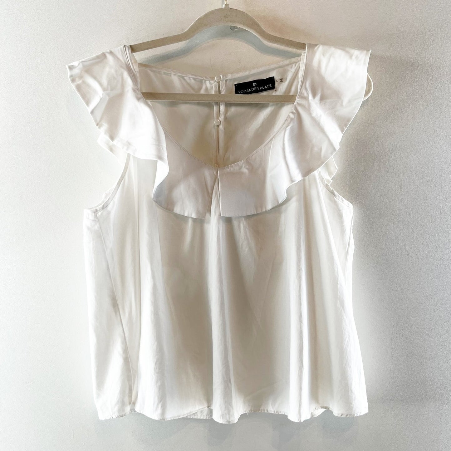 Pomander Place Sleeveless Ruffle Trim Scoop Neck Blouse Top White Large