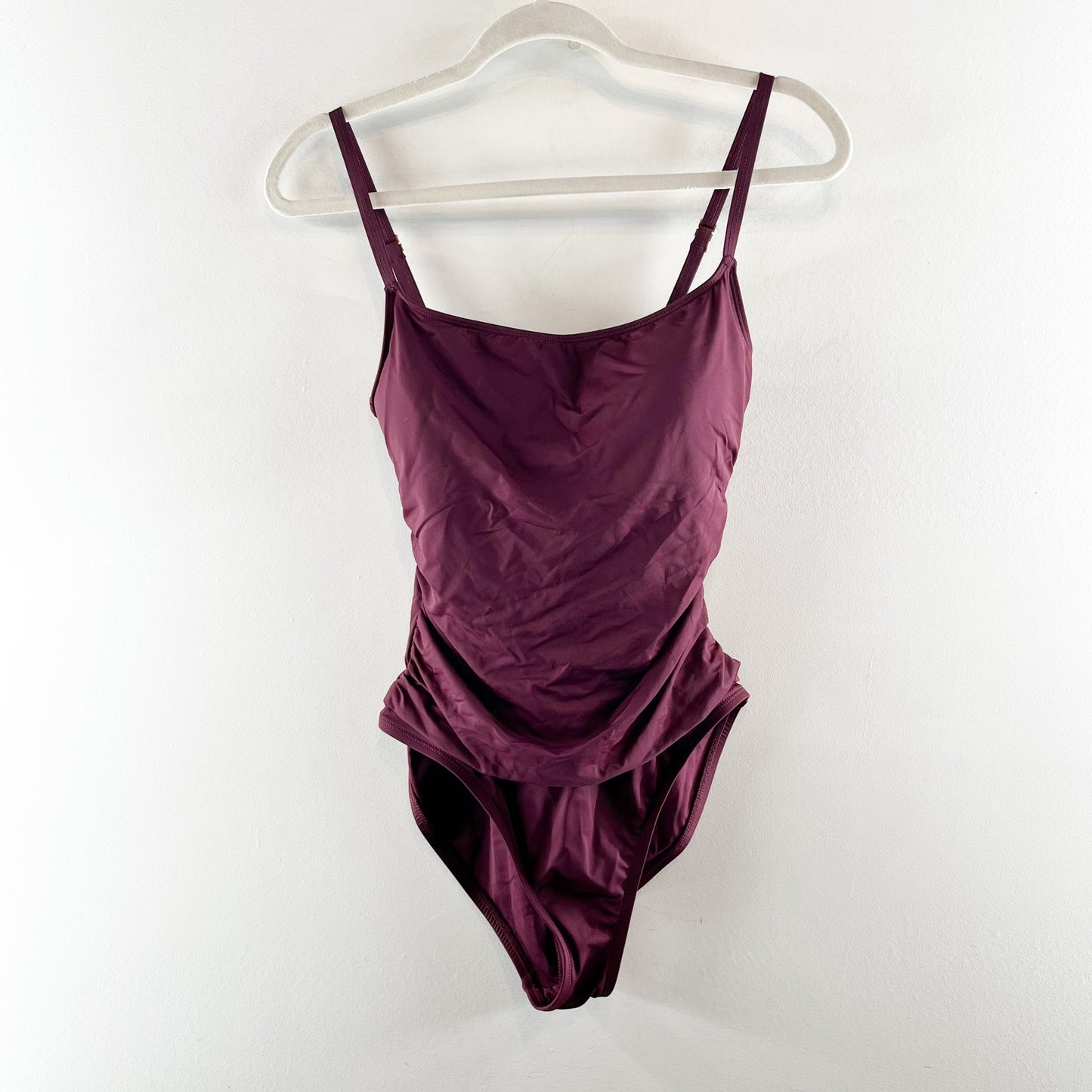 LA Blanca Island Goddess Ruched One Piece Swimsuit Merlot Maroon 10