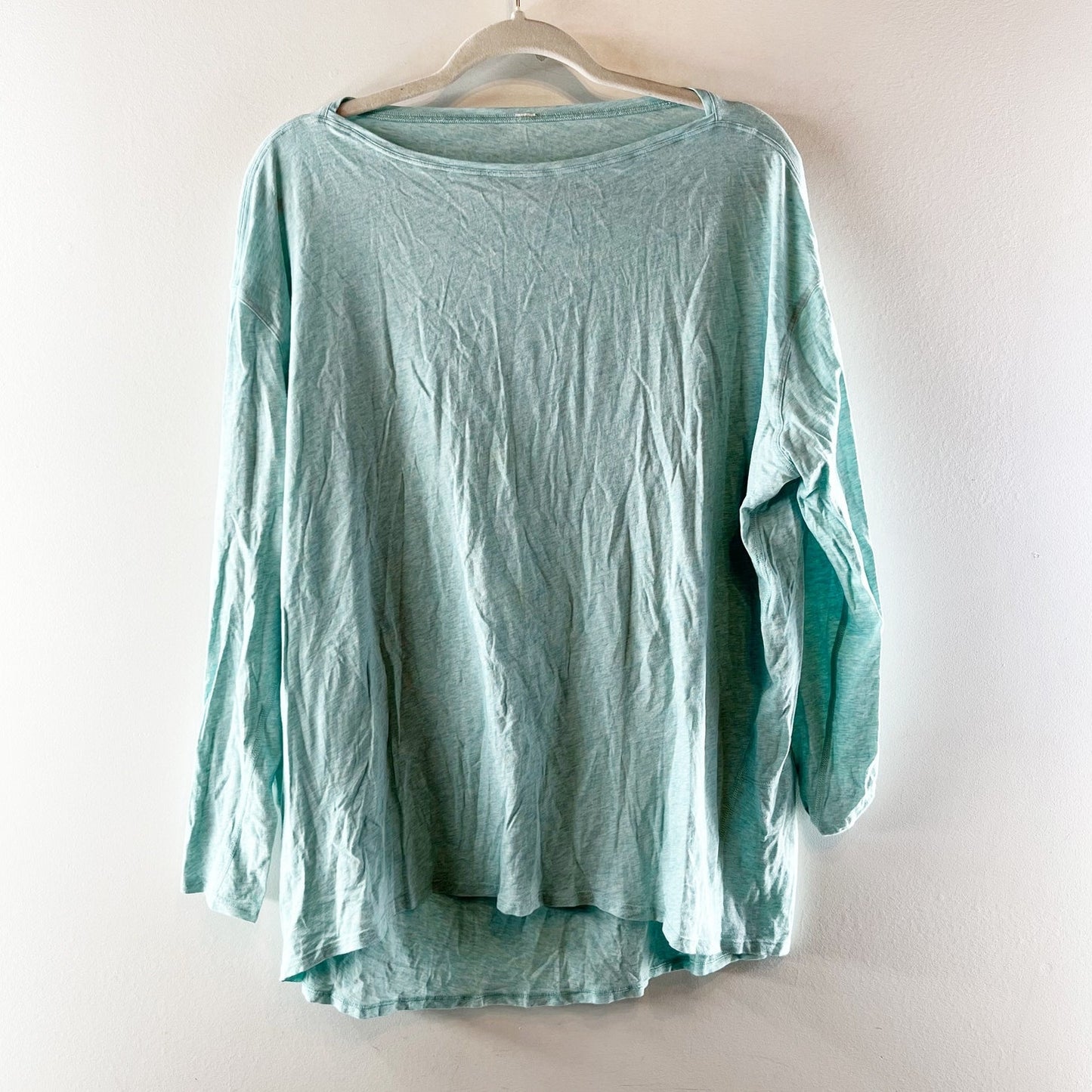 Lululemon Back in Action Long-Sleeve Boatneck T-Shirt Heathered Hazy Jade Green